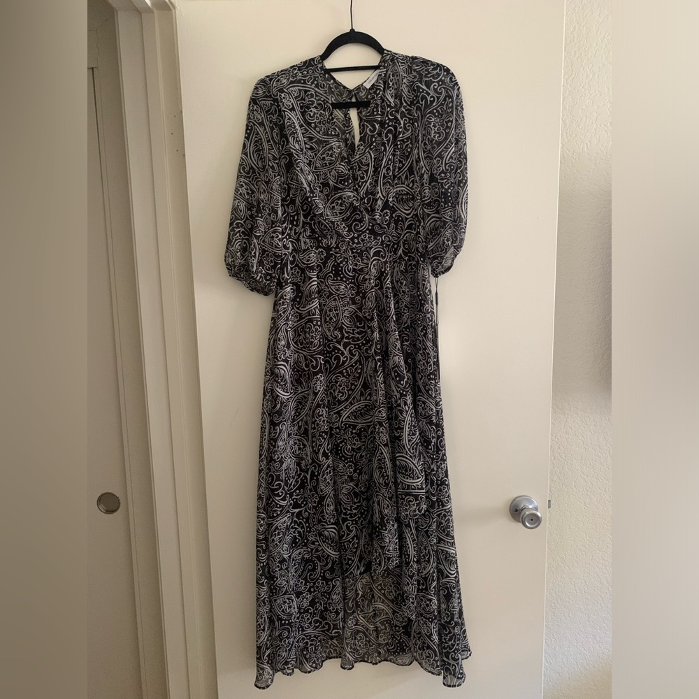 Calvin Klein women’s dress. Size 8. New with tags!